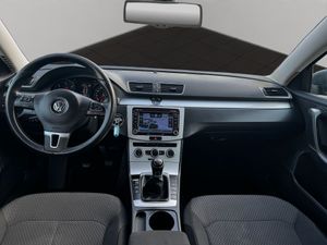 Volkswagen Passat Advance 1.6 TDI 105 CV BlueMotion Technology - Foto 22