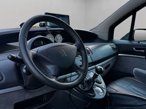 Peugeot 807 Premium 2.2 HDi 170 FAP - Foto 6
