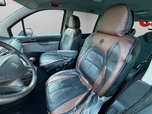 Peugeot 807 Premium 2.2 HDi 170 FAP - Foto 8