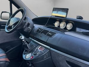 Peugeot 807 Premium 2.2 HDi 170 FAP - Foto 9
