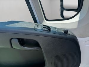 Peugeot Boxer 333 L2 H2 BHDI 103kW 140CV SS 6 V. M - Foto 16