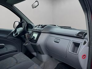 Mercedes Vito 115 CDI Combi Larga - Foto 10