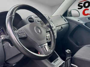 Volkswagen Tiguan Tiguan Advance 2.0 TDI 140 CV BlueMotion Technology 4x2 - Foto 6