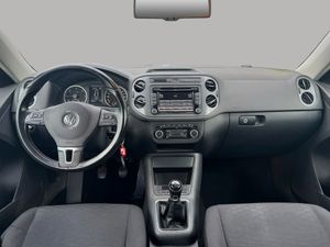 Volkswagen Tiguan Tiguan Advance 2.0 TDI 140 CV BlueMotion Technology 4x2 - Foto 21