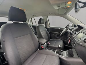 Volkswagen Tiguan Tiguan Advance 2.0 TDI 140 CV BlueMotion Technology 4x2 - Foto 11