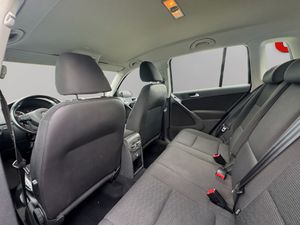 Volkswagen Tiguan Tiguan Advance 2.0 TDI 140 CV BlueMotion Technology 4x2 - Foto 23