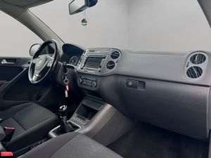 Volkswagen Tiguan Tiguan Advance 2.0 TDI 140 CV BlueMotion Technology 4x2 - Foto 10