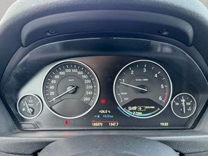 BMW Serie 3 320d EfficientDynamics Touring - Foto 17
