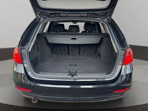 BMW Serie 3 320d EfficientDynamics Touring - Foto 27