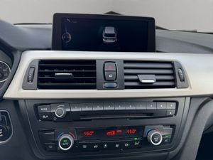 BMW Serie 3 320d EfficientDynamics Touring - Foto 14