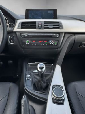 BMW Serie 3 320d EfficientDynamics Touring - Foto 18
