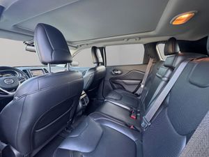 Jeep Cherokee 2.0 Diesel 140 CV Limited 4x2 - Foto 25