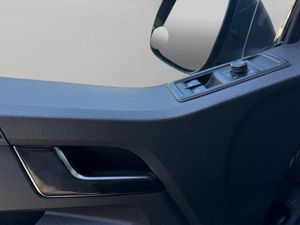 Volkswagen Transporter Kombi Corto TN 2.0 TDI 110kW BMT DSG - Foto 18