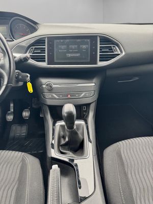 Peugeot 308 1.2 110CV - Foto 15