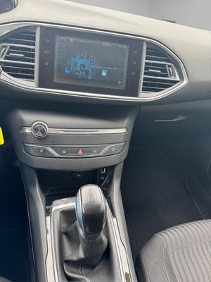 Peugeot 308 1.2 110CV - Foto 16