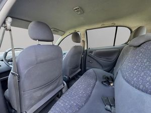 Toyota Yaris 5p 1.3 VVT-i Luna - Foto 21