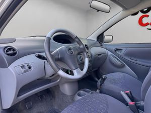 Toyota Yaris 5p 1.3 VVT-i Luna - Foto 7
