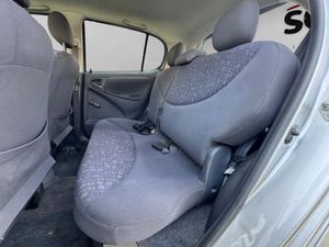 Toyota Yaris 5p 1.3 VVT-i Luna - Foto 22