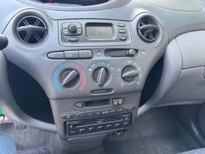 Toyota Yaris 5p 1.3 VVT-i Luna - Foto 14