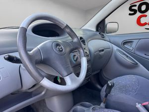 Toyota Yaris 5p 1.3 VVT-i Luna - Foto 6