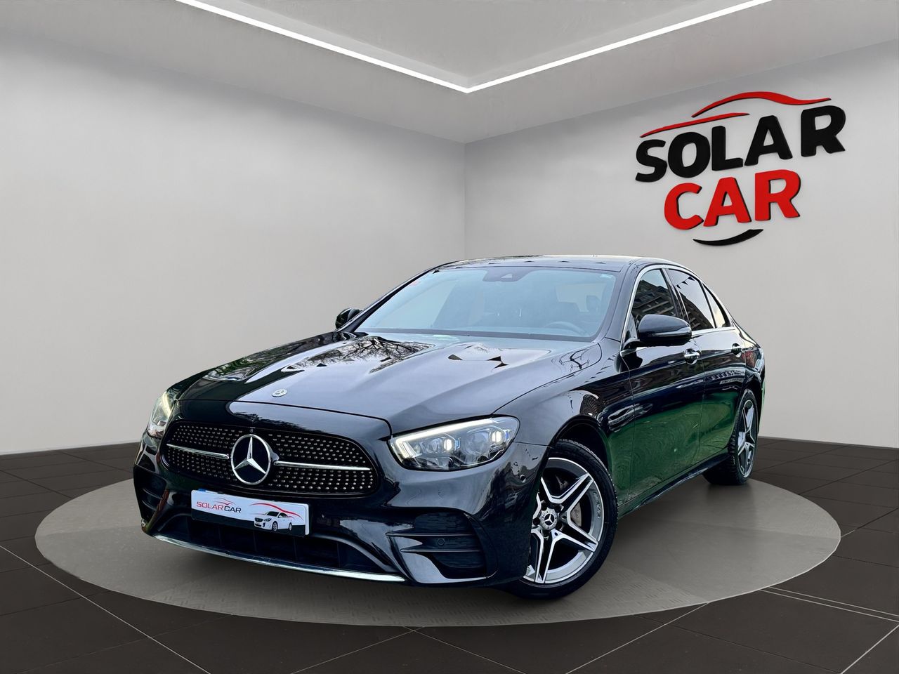 Mercedes Clase E E 200 d Berlina - Foto 1