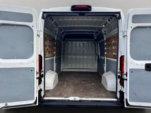 Citroën Jumper BlueHDi 103KW 140CV Furgon 35L2H2 - Foto 22