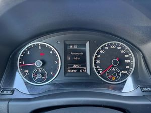 Volkswagen Tiguan T1 2.0 TDI 110 CV BlueMotion Technology 4x2 - Foto 17