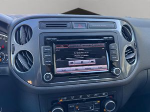 Volkswagen Tiguan T1 2.0 TDI 110 CV BlueMotion Technology 4x2 - Foto 12