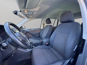 Volkswagen Tiguan T1 2.0 TDI 110 CV BlueMotion Technology 4x2 - Foto 8