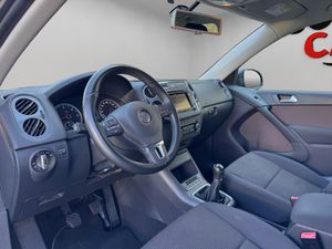 Volkswagen Tiguan T1 2.0 TDI 110 CV BlueMotion Technology 4x2 - Foto 7