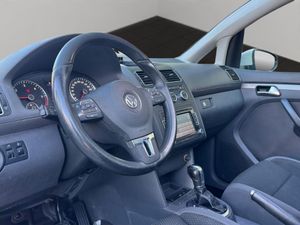 Volkswagen Touran Advance 2.0 TDI 140 CV DSG - Foto 6