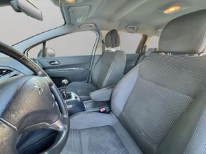 Peugeot 5008 Active 2.0 BlueHDi 150 - Foto 8