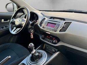 Kia Sportage 1.6 GDi 135 CV Maracaná 4x2 - Foto 9