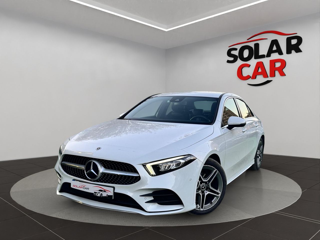 Mercedes Clase A A 180 d Sedán - Foto 1