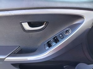 Hyundai i30 5p 1.4 CRDi 90 CV Go! - Foto 16