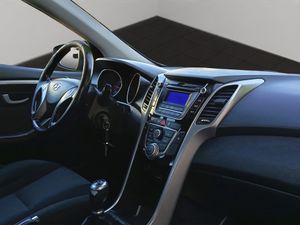 Hyundai i30 5p 1.4 CRDi 90 CV Go! - Foto 9