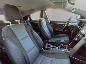 Hyundai i30 5p 1.4 CRDi 90 CV Go! - Foto 11
