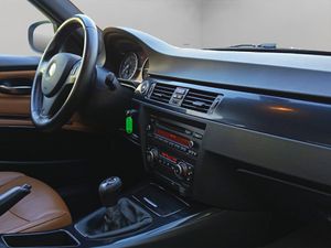 BMW Serie 3 318d Berlina - Foto 9