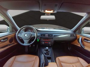 BMW Serie 3 318d Berlina - Foto 20