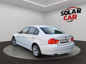 BMW Serie 3 318d Berlina - Foto 24