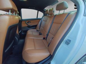 BMW Serie 3 318d Berlina - Foto 22