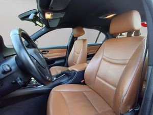BMW Serie 3 318d Berlina - Foto 8