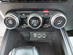 Renault Clio Hibrido E-tech Zen 103kw  - Foto 20