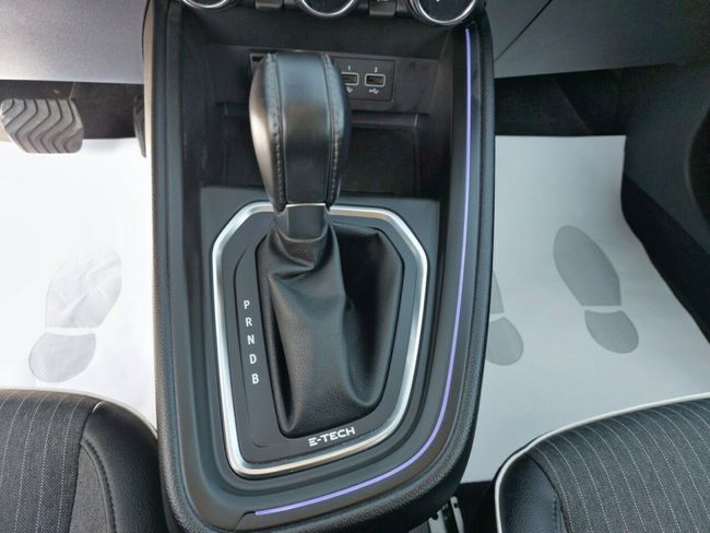 Renault Clio Hibrido E-tech Zen 103kw  - Foto 19