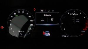 Renault Clio Tce Techno 67kw  - Foto 12