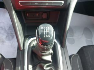 Renault Megane 1.3 Tce Gpf Limited 85kw  - Foto 17