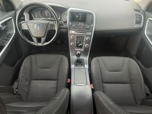 Volvo XC60 2.0 D3 Kinetic  - Foto 9