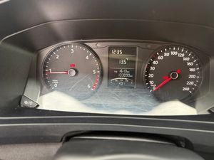 Volkswagen Transporter TRANSPORTER T6 Kombi 6 6 plazas - Foto 15