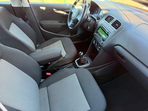 Volkswagen Polo 1.2TDI ADVANCE - Foto 5