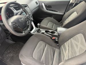 Kia Ceed 1.4CRDI DRIVE - Foto 16